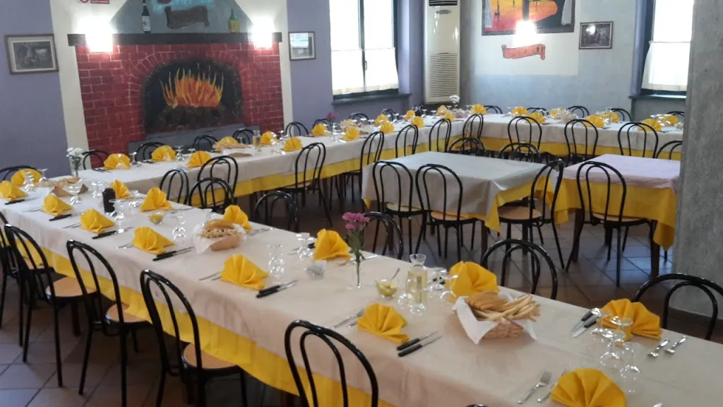 Pizzeria e trattoria Tre Caravelle da Claudio restaurant in Favari-Avatanei