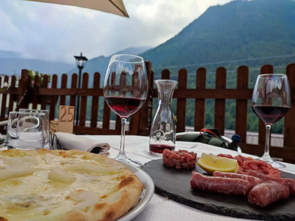 Taja e Gusta_Fenestrelle_slider_image_3