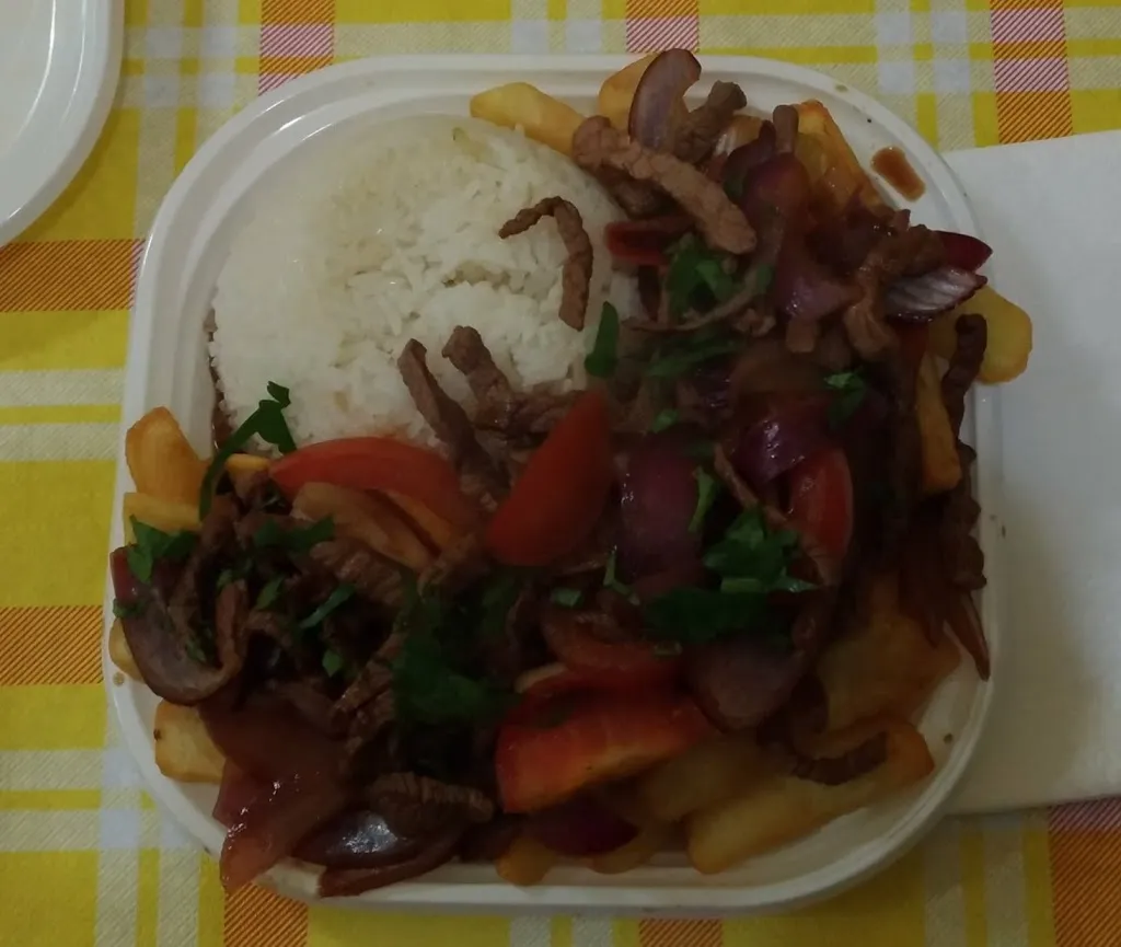 Tatiana Bazzi_Las Lineas de Nasca_Feletto_review