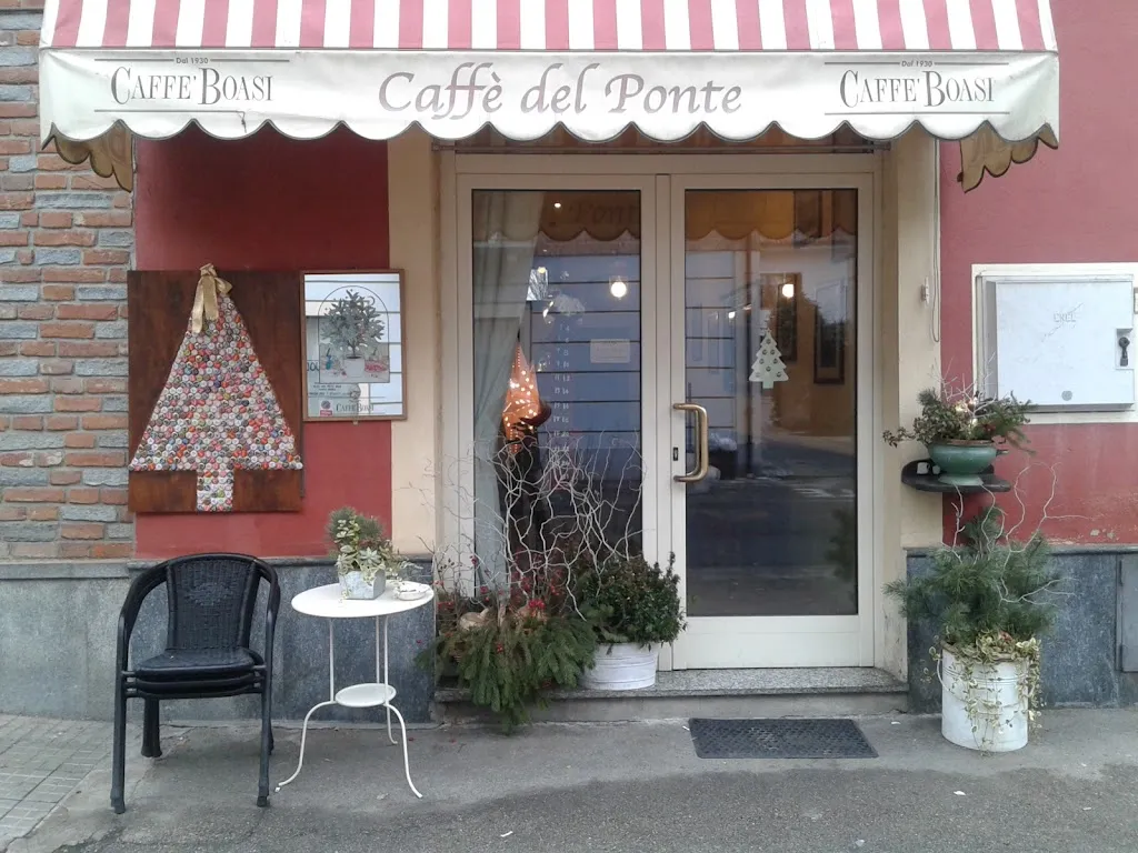 Bar Caffè Del Ponte restaurant in Felizzano