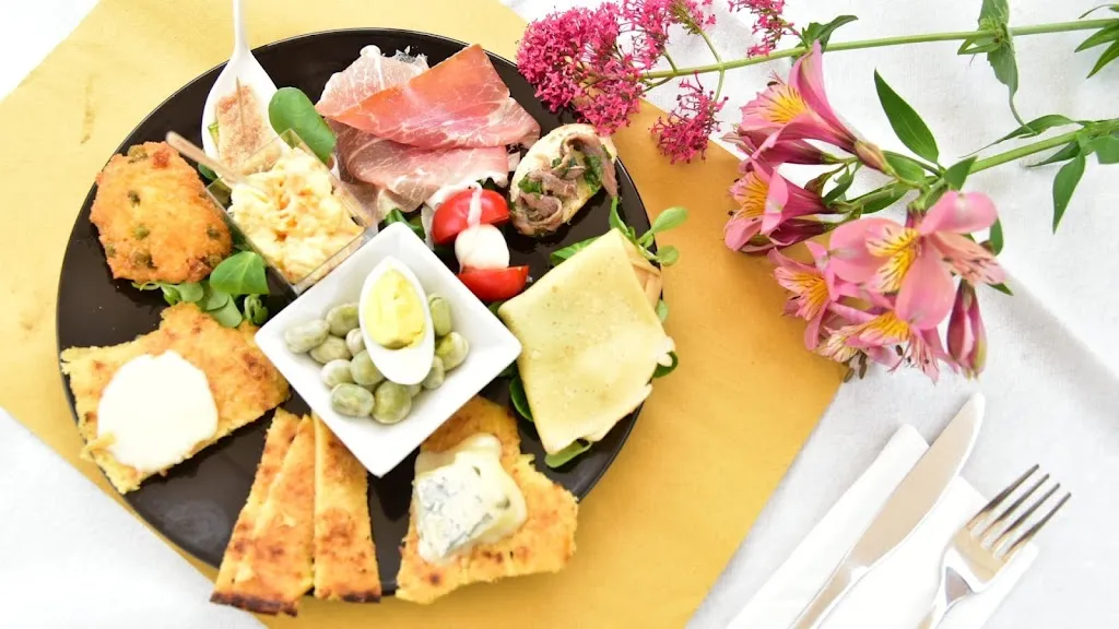 Barzotto - La Belecauda di Fontanile - Food Wine Bar - Tabacchino - Giornali_Fontanile_slider_image_2