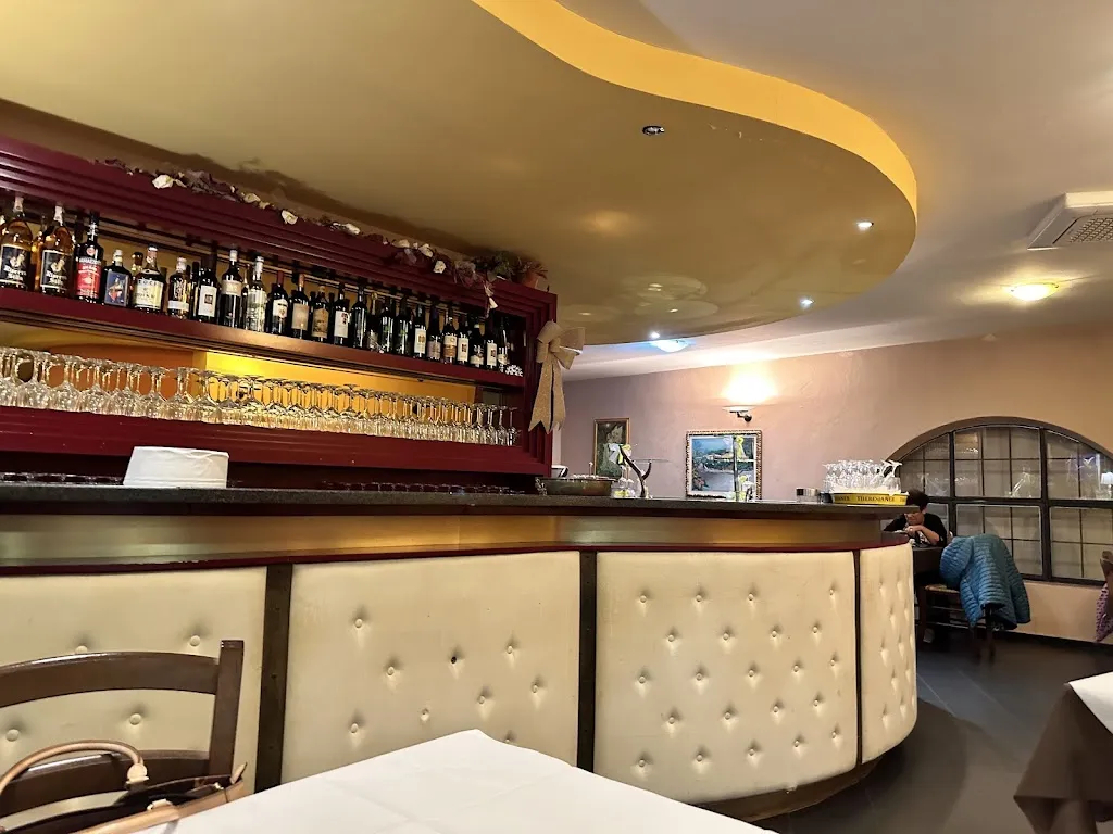 Ristorante Il Bugno_Fornaci_slider_image_1