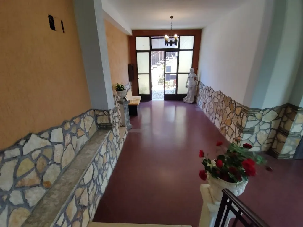 V. Renzo Panza_,Trattoria Er Caminetto cucina casareccia_Fiano_review