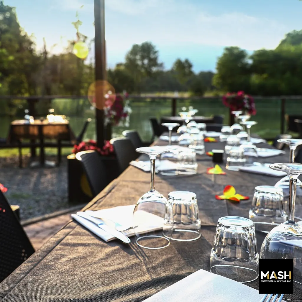 MASH Ristorante & Cocktail Bar restaurant in Fiano