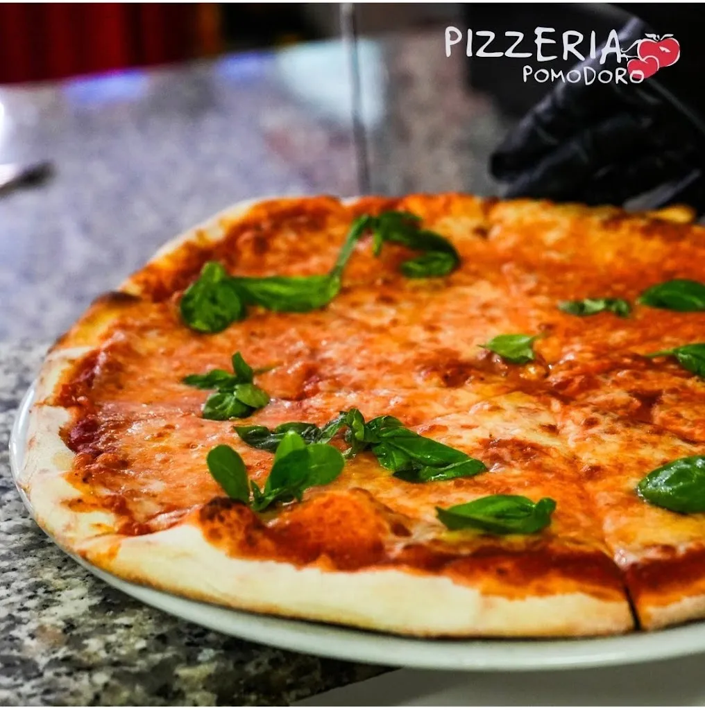 Pizzeria Pomodoro_Fiano_slider_image_2