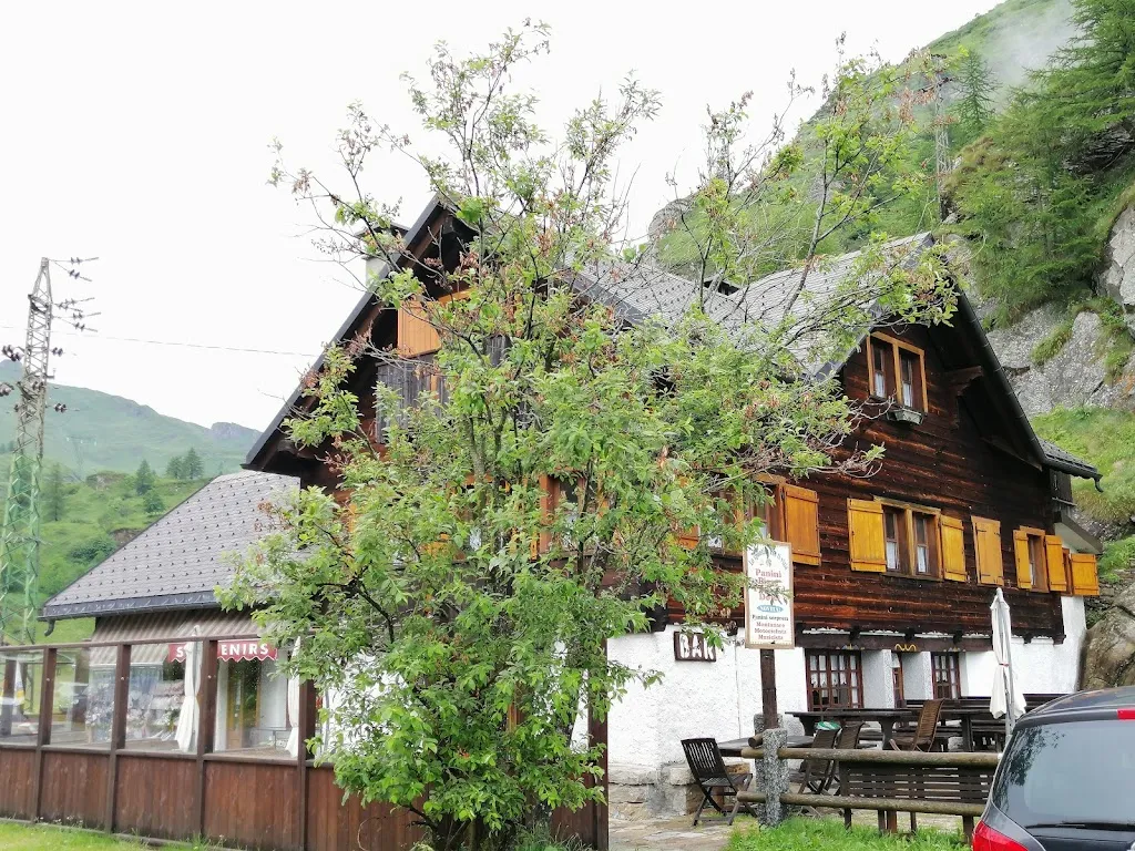 Taxiferomilano_Bar Souvenir di Rondoni Giovanna_Formazza_review