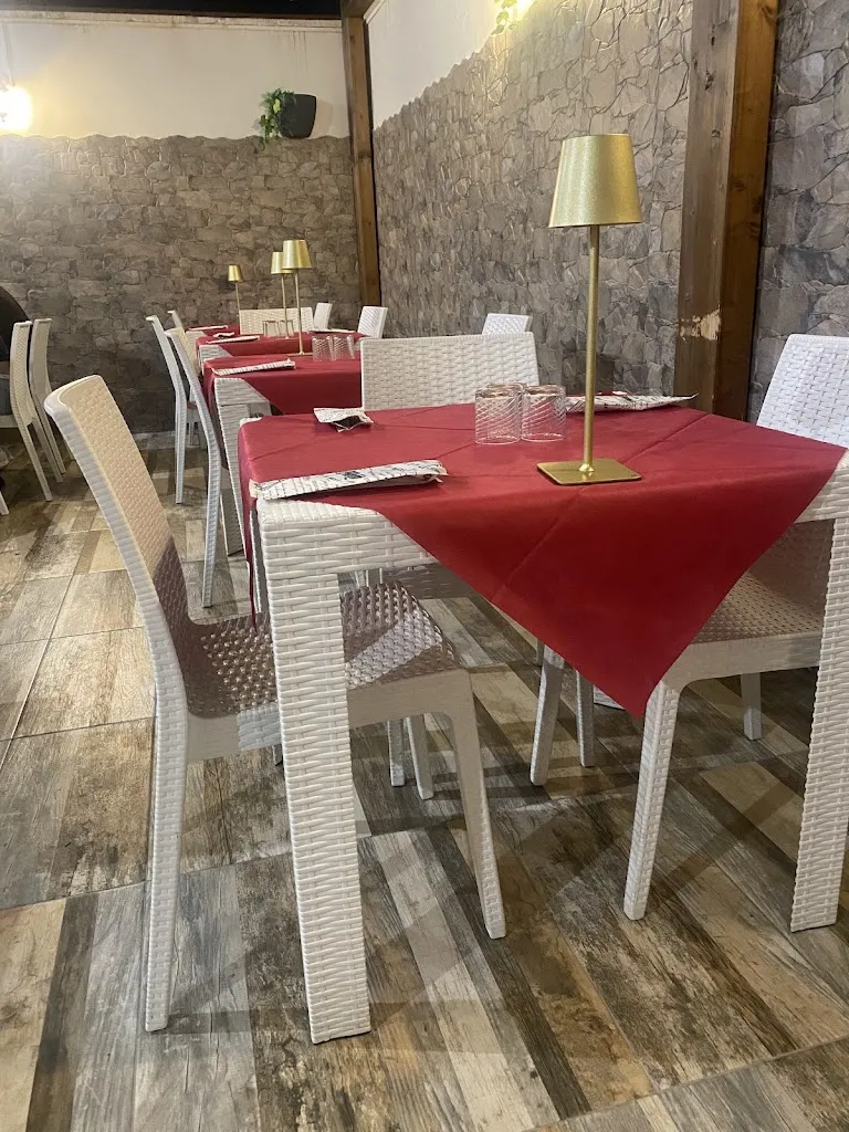 Chapeau97🎩_Copertino_slider_image_3