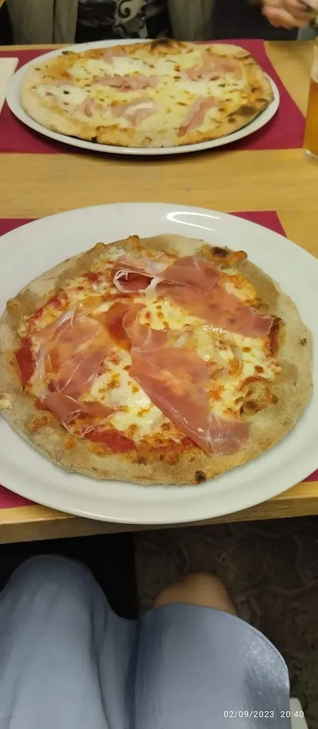 Giuseppina “Stordita” C._Pub - Pizzeria - Ristorante Donan Castle_Frabosa Sottana_recensione