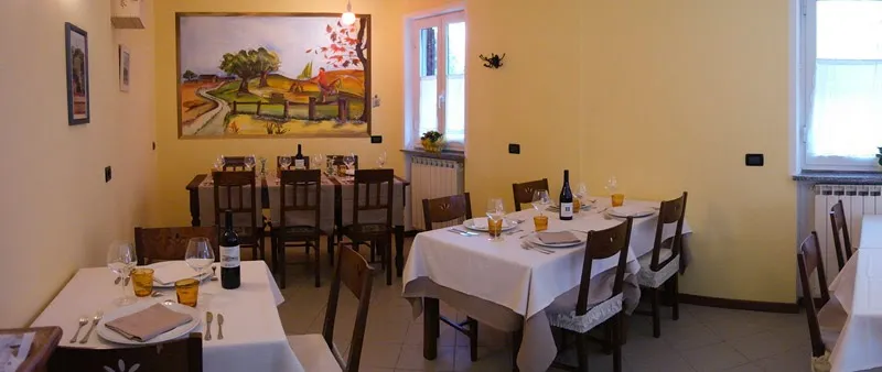 Osteria del Gallo Martino_Frascaro_slider_image_1