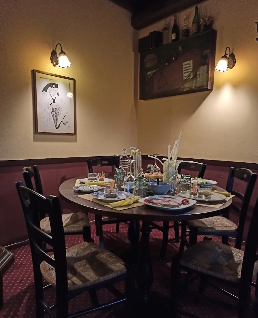 Elisabetta Caracciolo_Vecchia Rocka Pub_Frassinello Monferrato_review