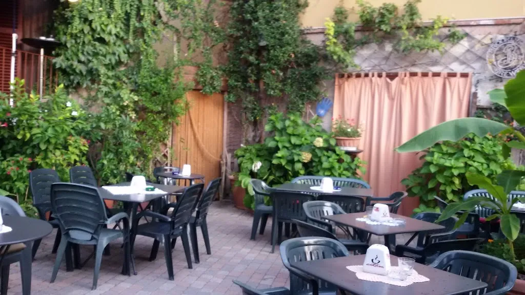 Vecchia Rocka Pub restaurant in Frassinello Monferrato