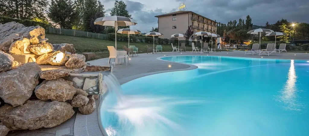 Hotel Ristorante e centro sportivo Le Sequoie_Carsoli_slider_image_1