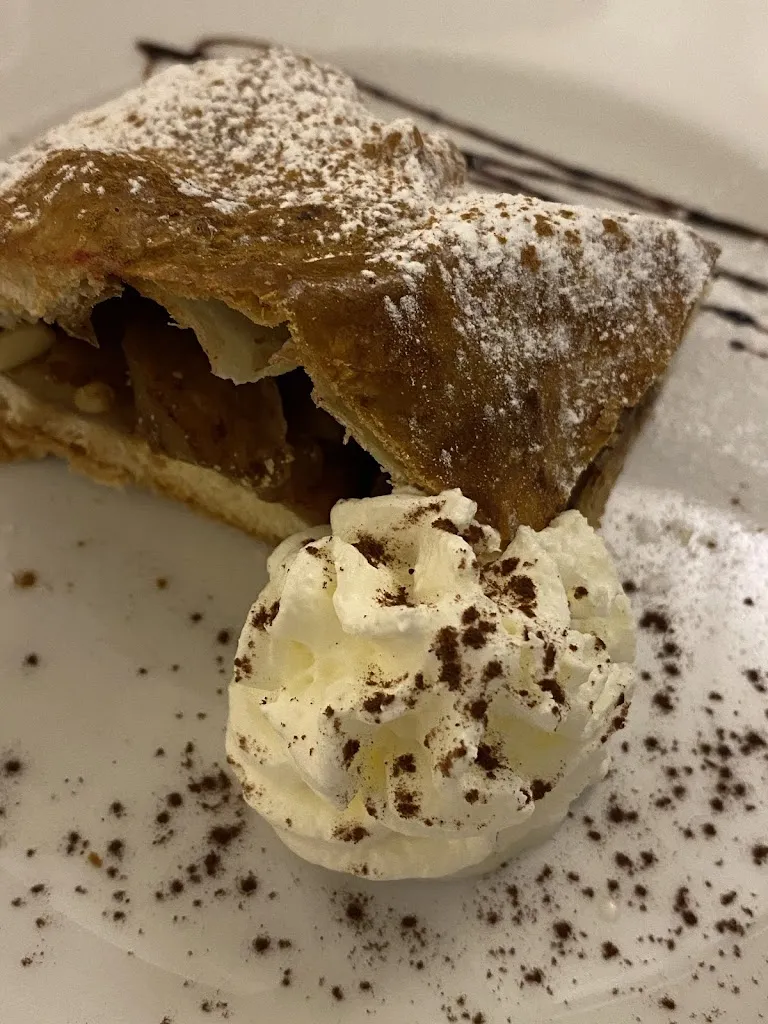 Mustafa Gungor AVCI_Ristorante Al Frassino_Frassino_review