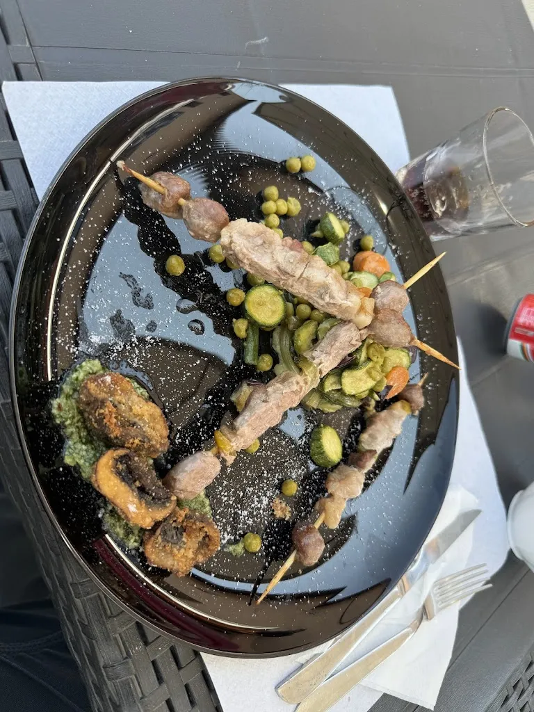 Luca Gabella_Cafè Teatro_Fresonara_recensione