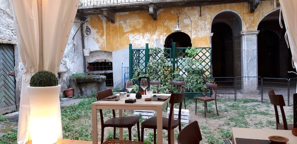 Hizumo Japanese Bistrot restaurant in Fossano