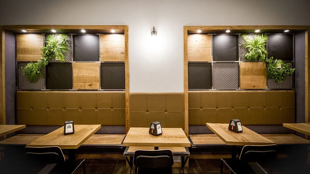 Haiti gelateria & bistrot restaurant in Fossano