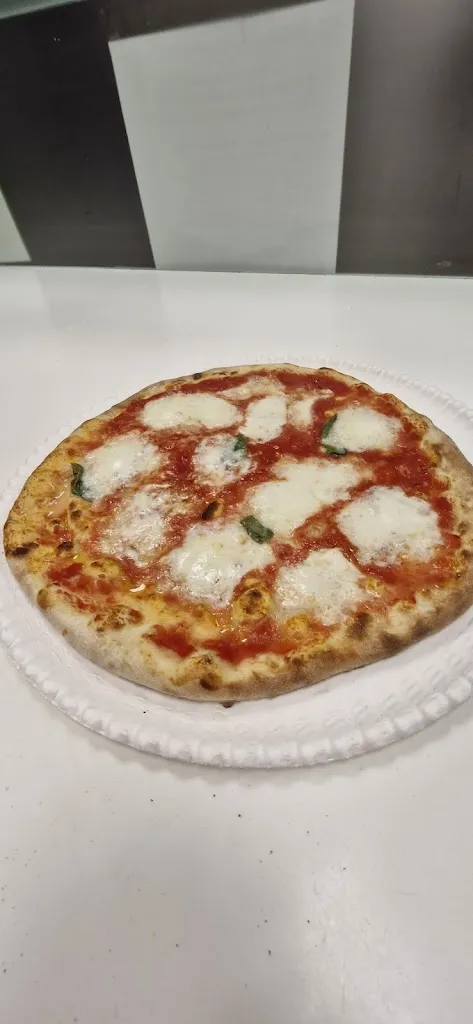 Pizzeria Del Salice restaurant in Fossano