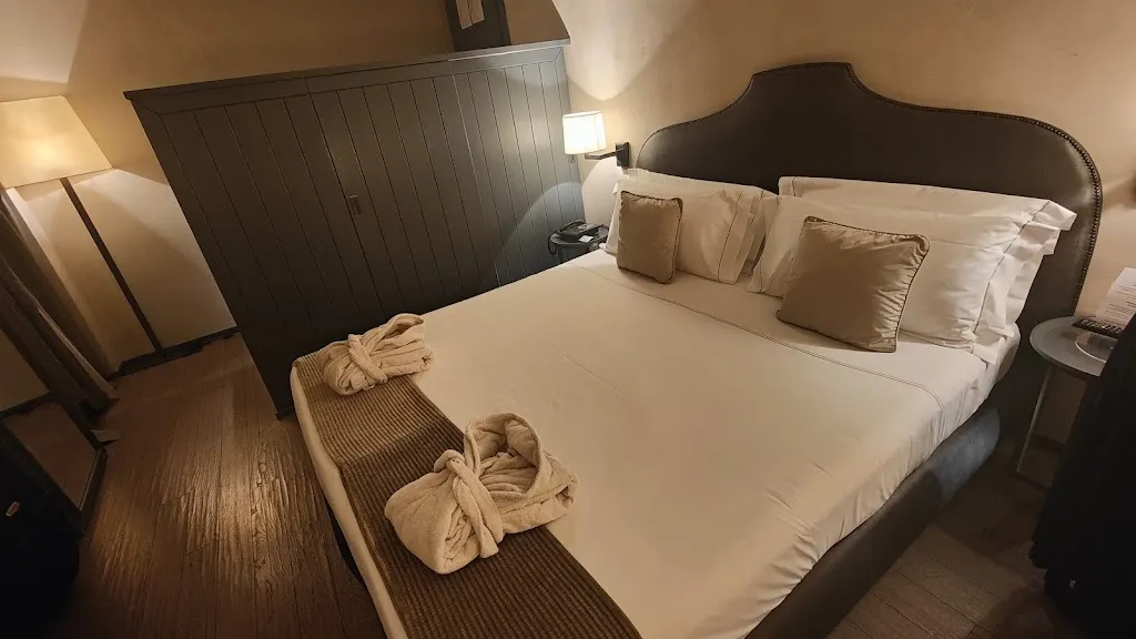 Andrea Moro_Palazzo Righini_Fossano_recensione