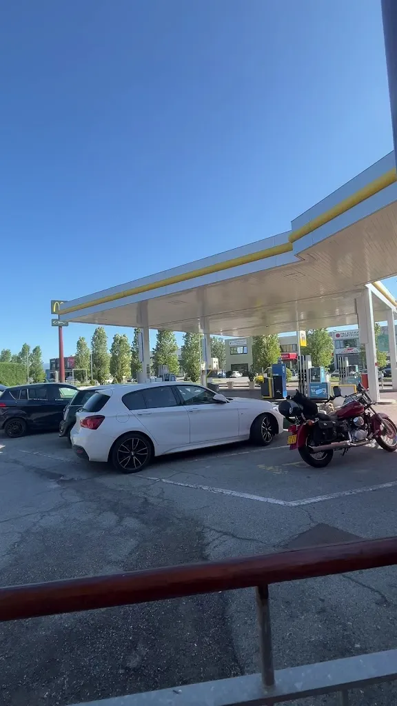 Mohamed Abdelmalek Balthazar Fradi_McDonald's_Fossano_review