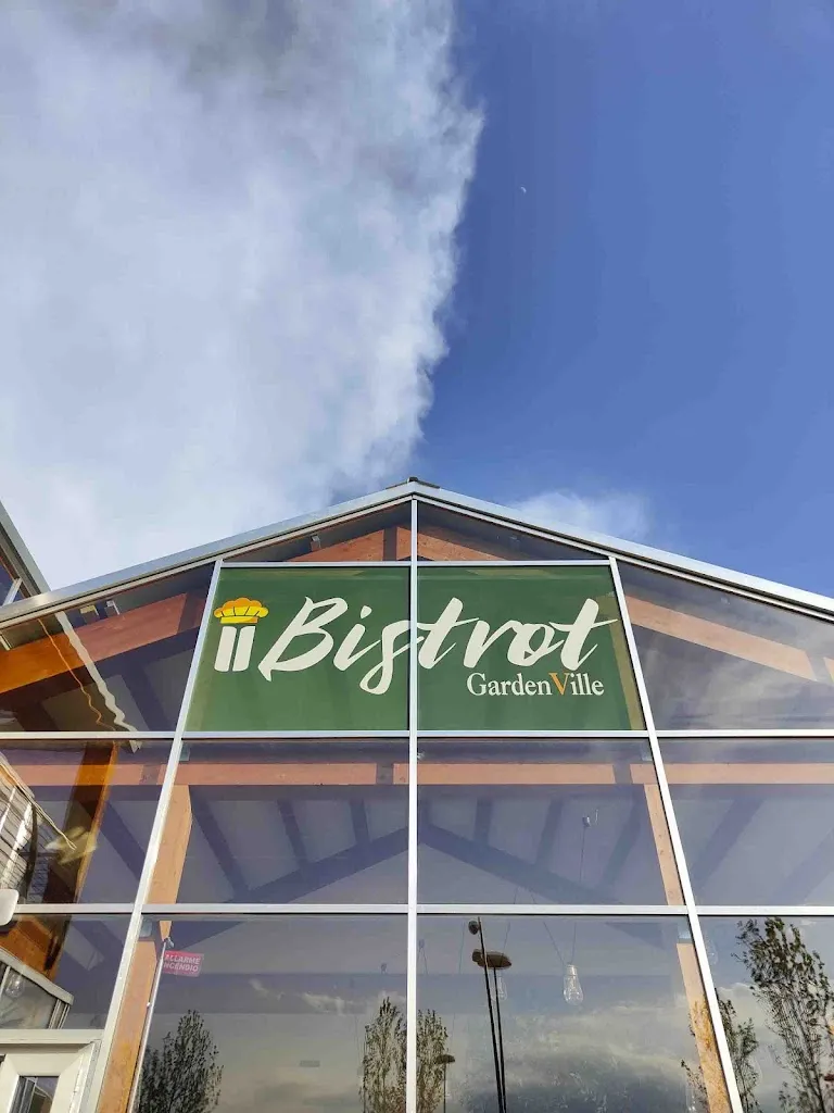GardenVille Bistrot restaurant in Gaglianico