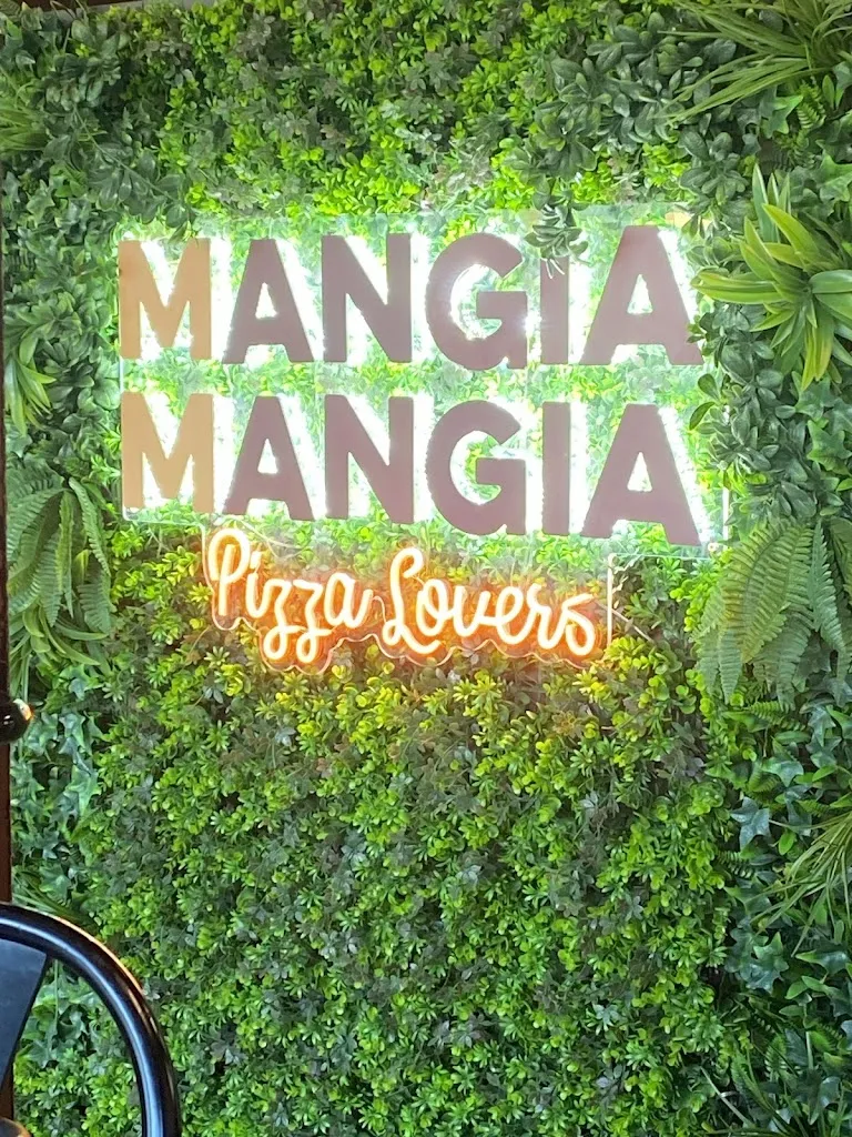 Elisa Plomitallo_MANGIA MANGIA | Roletto_Frossasco_review