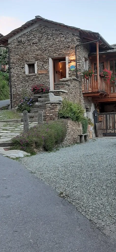 Adry Bara_Borghino Superiore_Gambasca_review