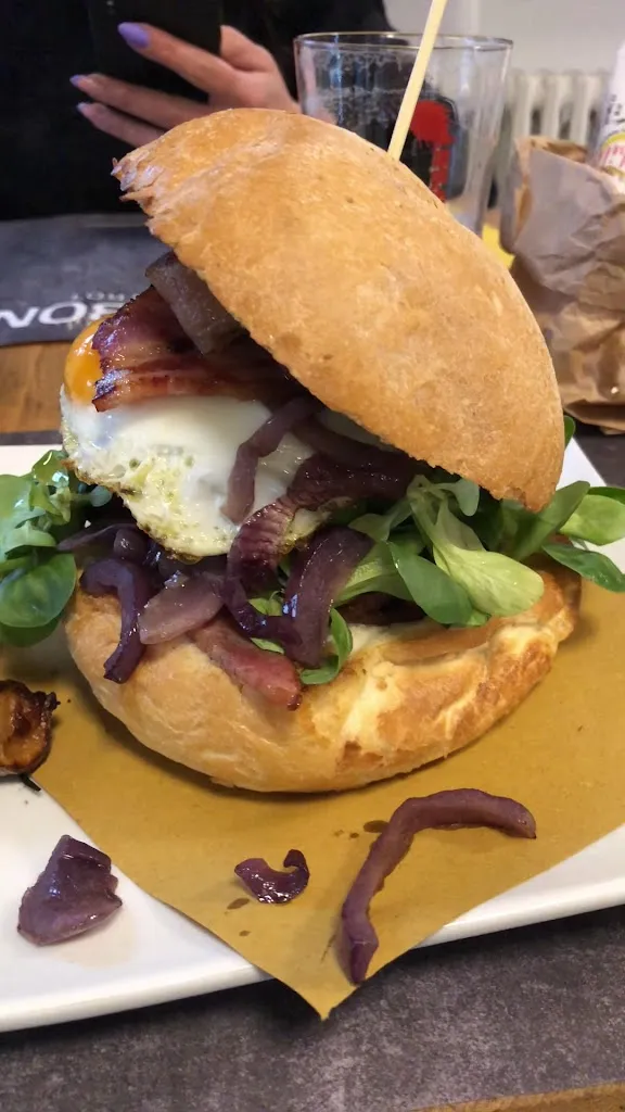 BOCABONA | Bistrot della carne_Gambasca_slider_image_2