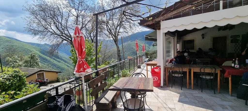 Trattoria Zuffi restaurant in Garadassi