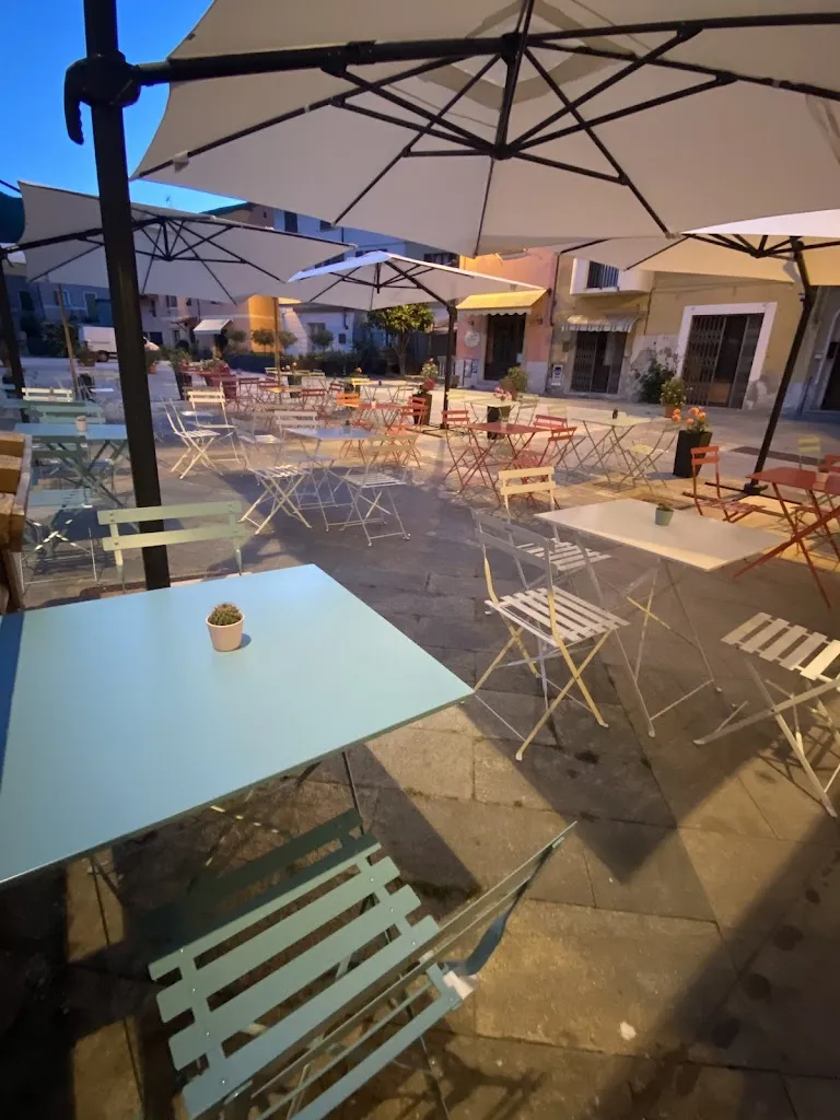 BarPizzeria Garbus restaurant in Garbagna