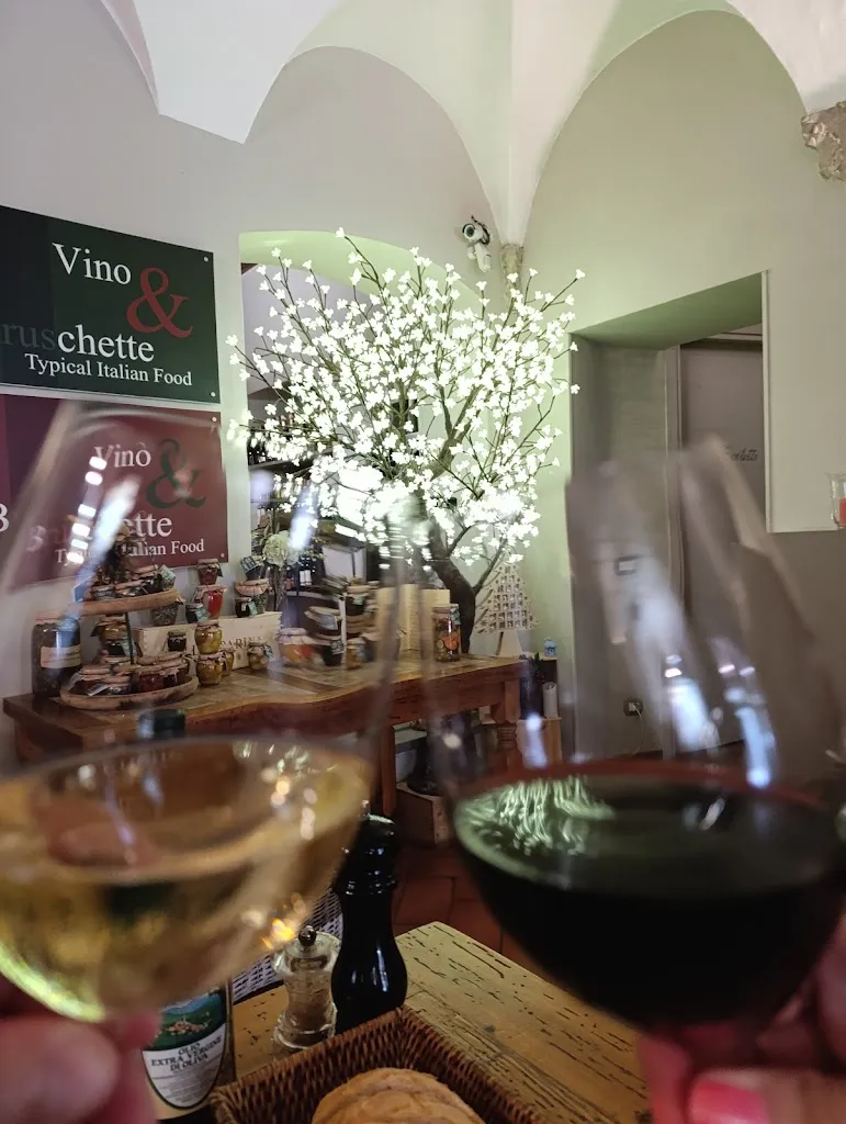 Marta Genua_Locanda Del Buon Gusto - Vino E bruschette_Francavilla Bisio_review