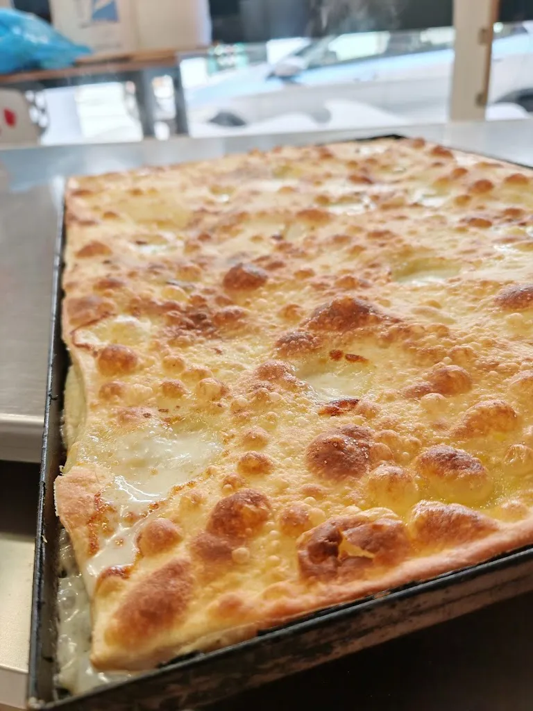 Il Pantone della pizza restaurant in Francavilla Bisio