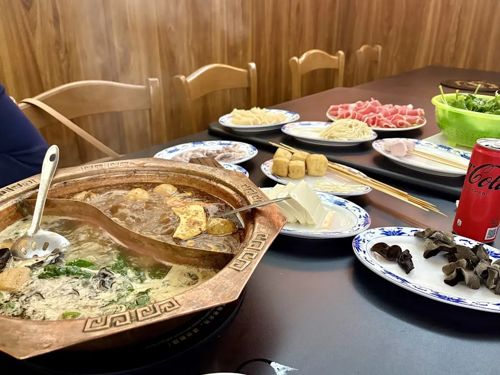 Z. Tong_火鍋自助中餐HOTPOT RISTORANTE CINESE_Francavilla Bisio_review