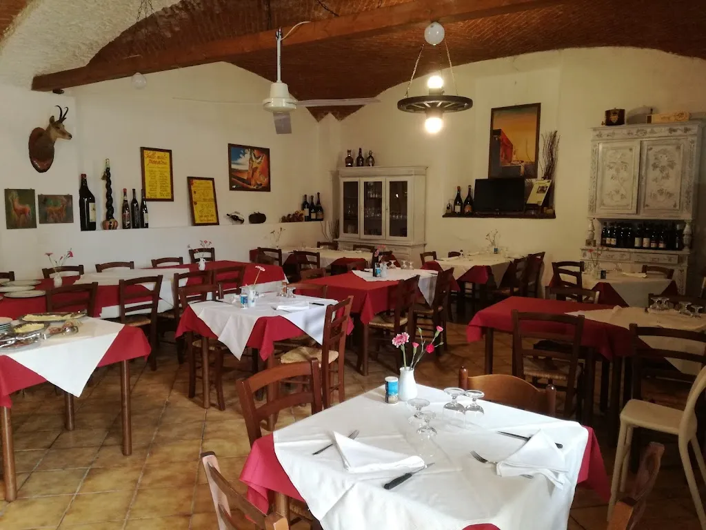 Bar Trattoria Dei Cacciatori_Garzigliana_slider_image_1