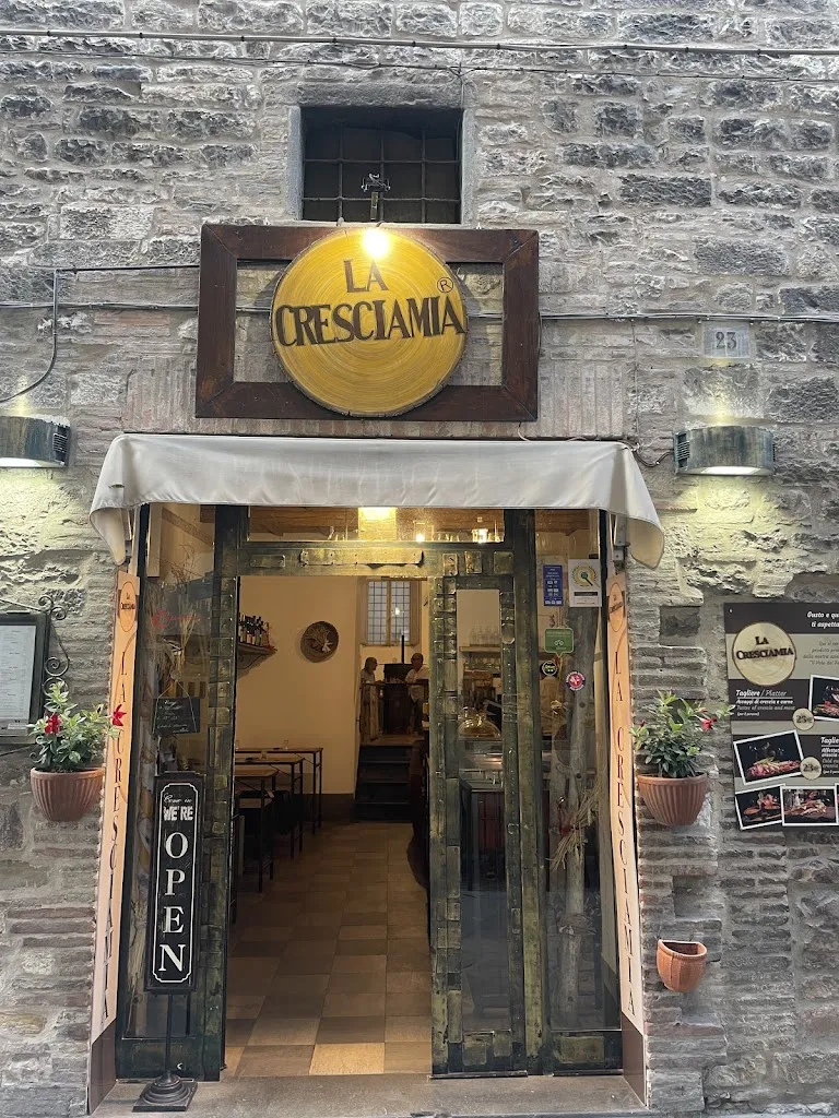 La Crescia Mia restaurant in Gabbio-Cereda-Ramate