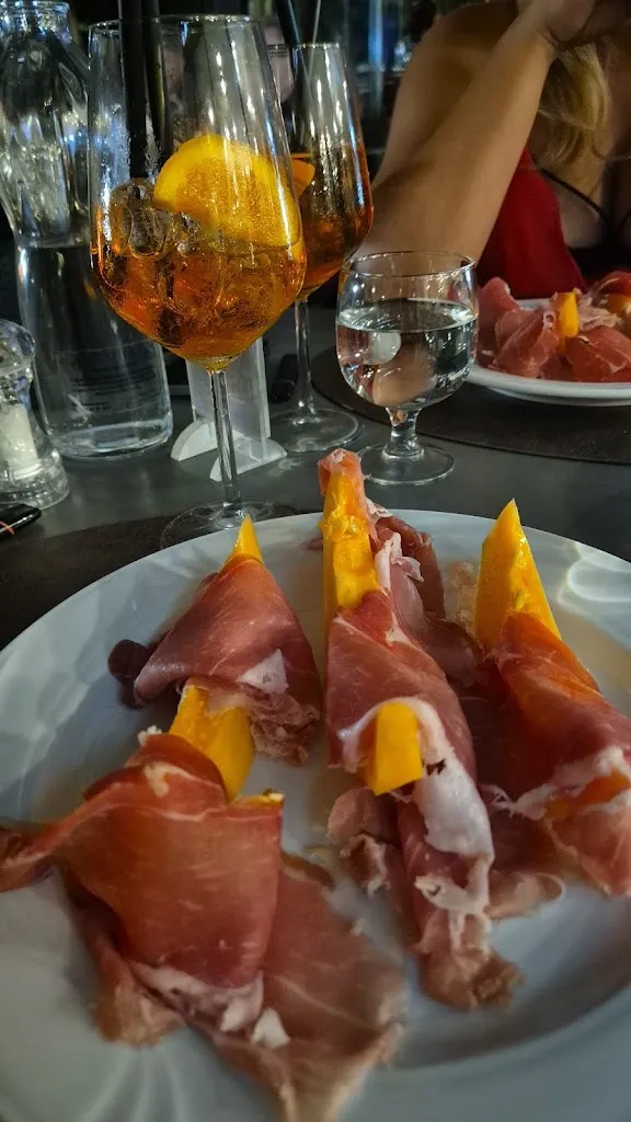 Amber Kohli_Pomodoro_Gabbio-Cereda-Ramate_review