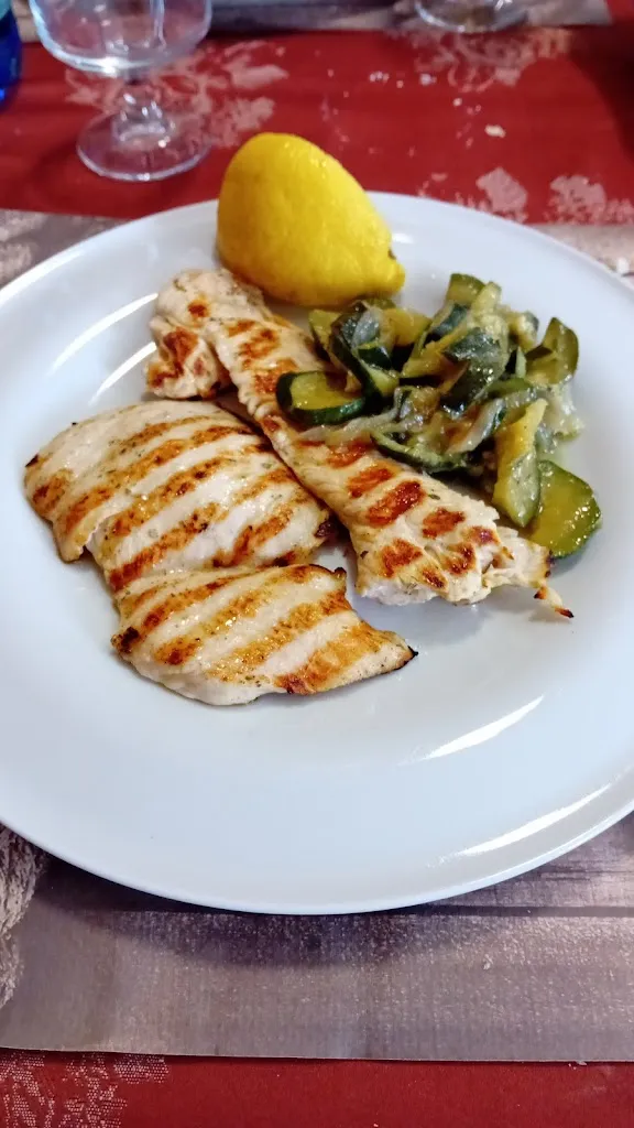 vincenzo paragano_Trattoria Luna Rossa_Gabbio-Cereda-Ramate_review