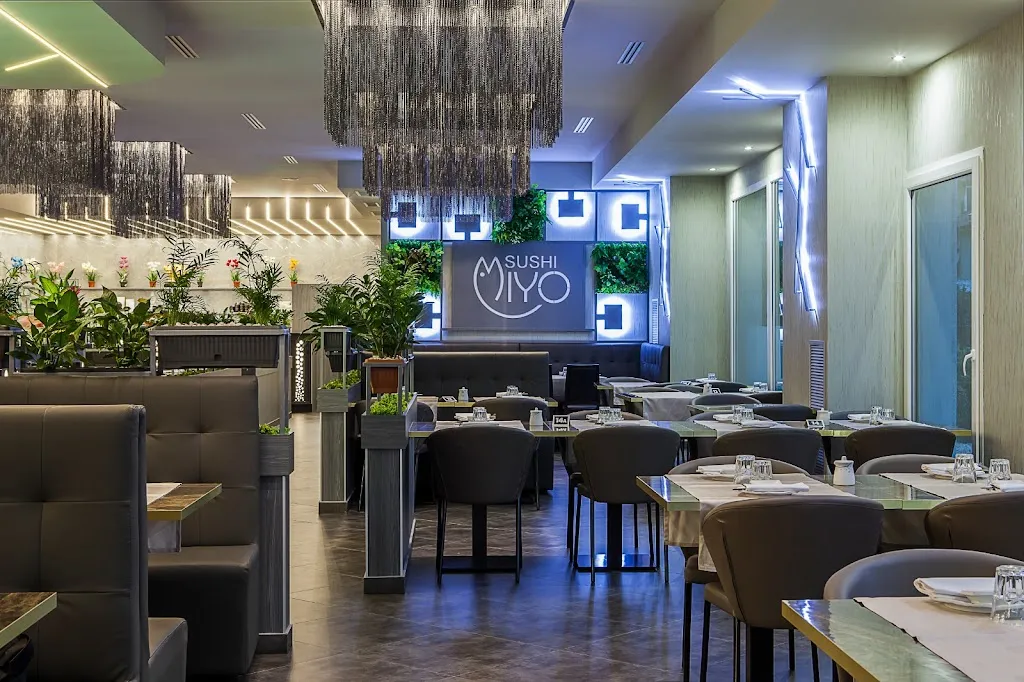 Miyo Sushi Fusion Restaurant restaurant in Gabbio-Cereda-Ramate