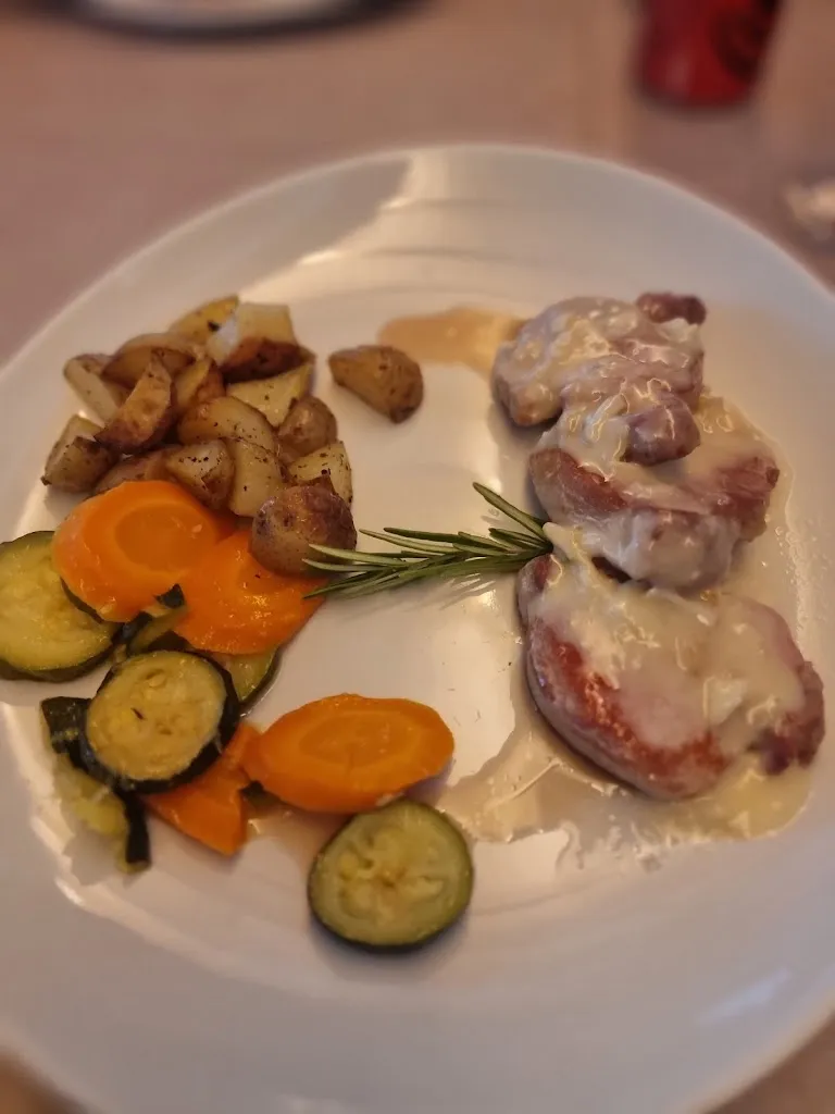 Jochen Ebli_Hostaria Funicolare_Gabbio-Cereda-Ramate_review