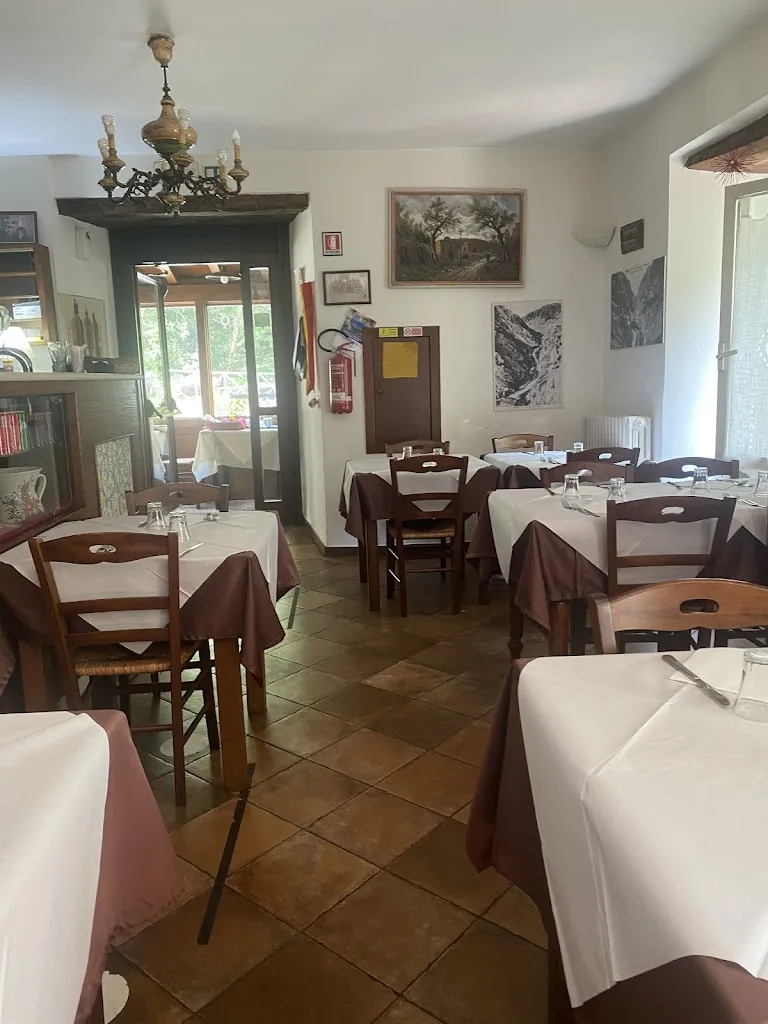 Osteria del Bottaccione_Gabbio-Cereda-Ramate_slider_image_3