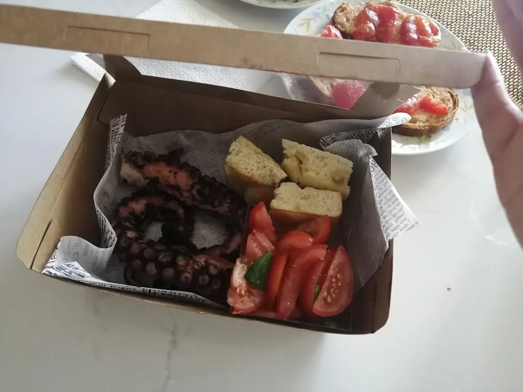 Linda Annae Russo_Civico 10 - Vino e Gusto_Cerignola_review