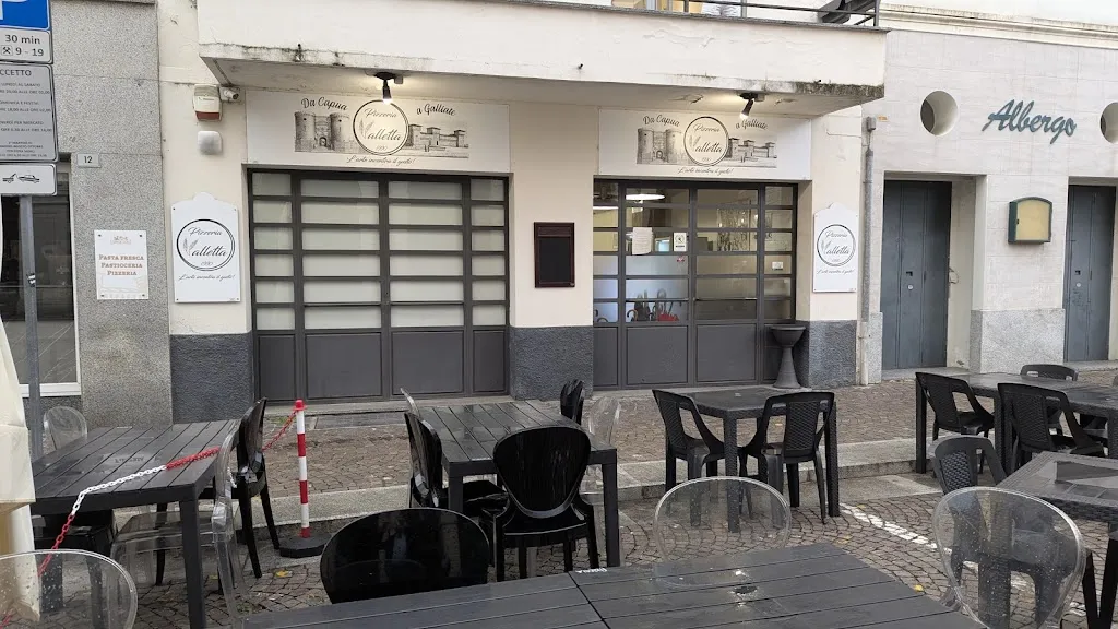 Andrea Colli Vignarelli_Pizzeria Valletta dal 1990_Galliate_review