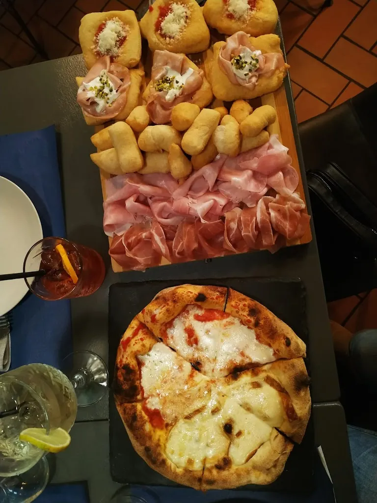 Beatrice Annecchini_MONACO' PIZZA & LOUNGE GALLIATE_Galliate_review