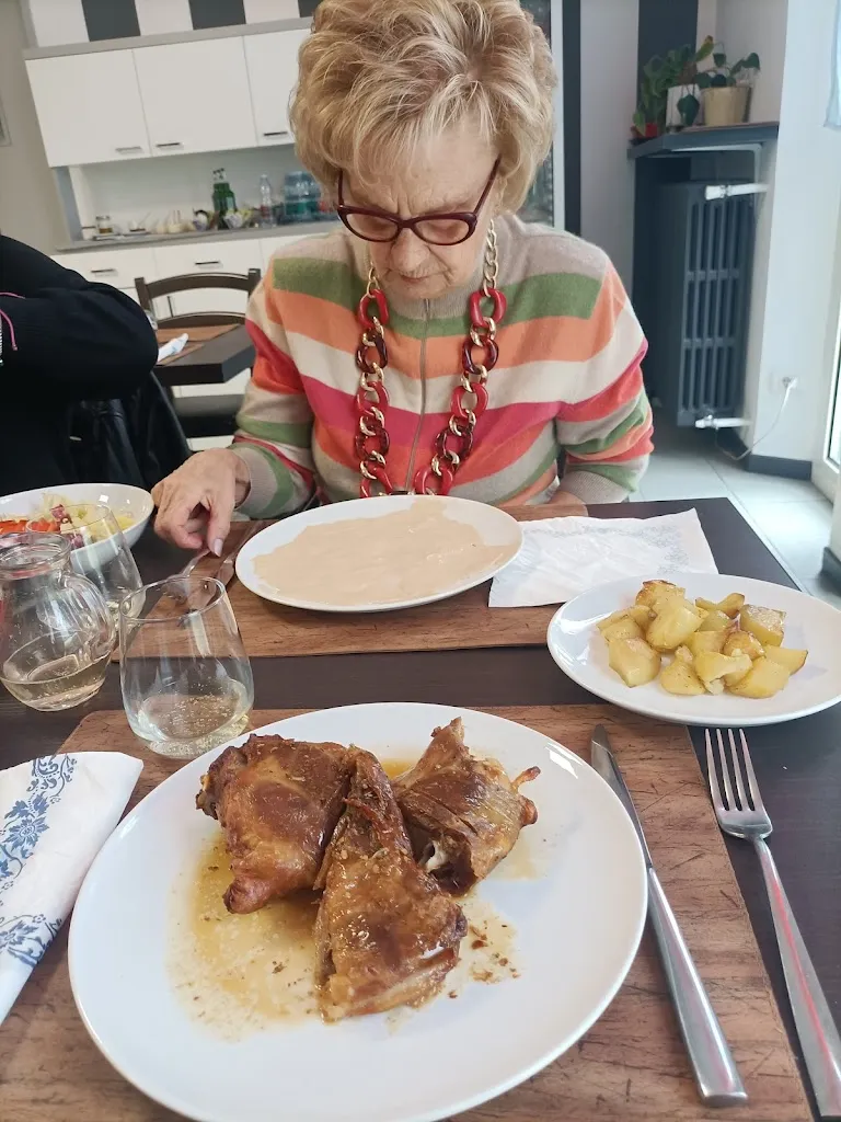 Milena Ferrari_Verde Azzurra_Galliate_review