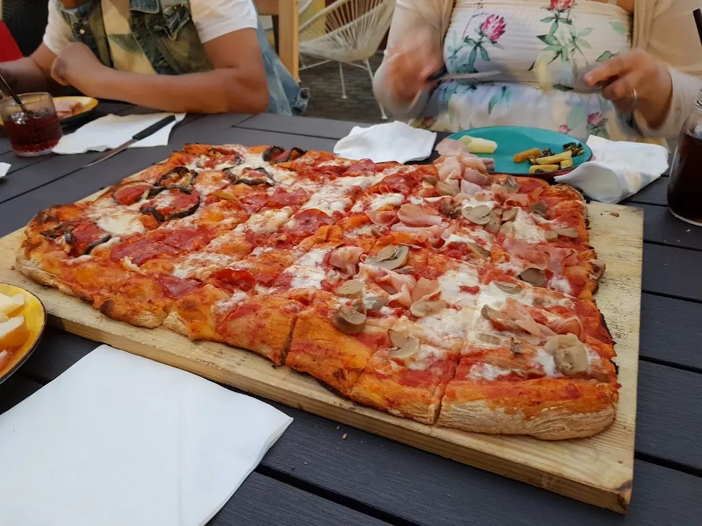 ReTró Pinsa e Drink Galliate_Galliate_slider_image_3