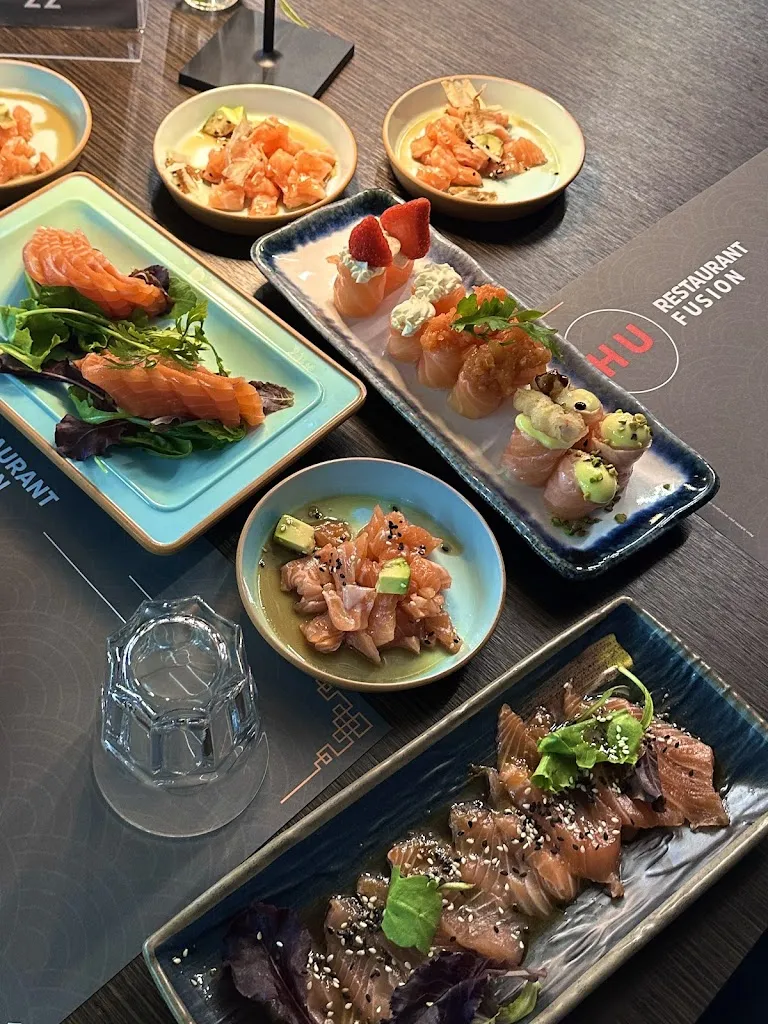 Hu Restaurant Fusion - Sushi_Gattico_slider_image_3