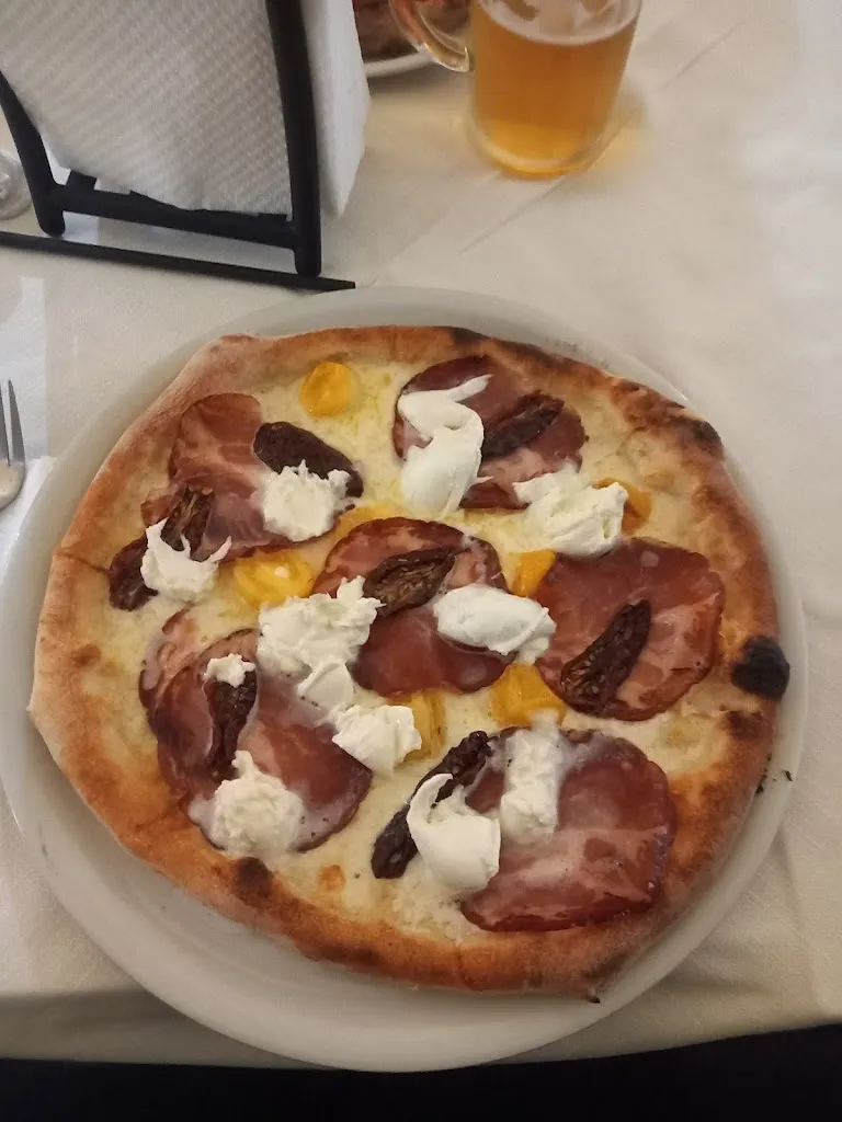 GOLD Fashion pub_Cerignola_slider_image_2