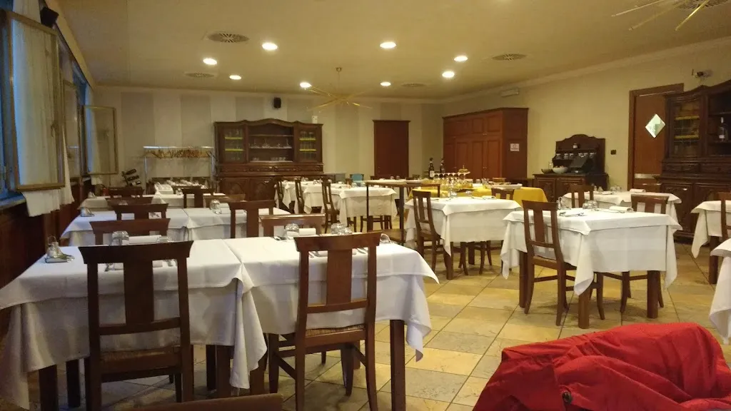 Ristorante Aquila Nera restaurant in Genola