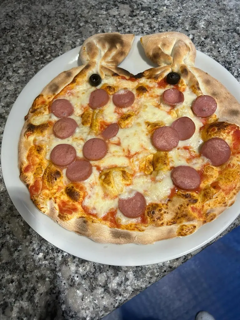 Ristorante pizzeria della luna Genola_Genola_slider_image_3