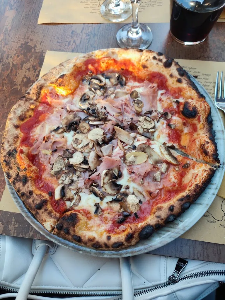 Menu_Pizzeria La Rustica_Gassino Torinese_image_6