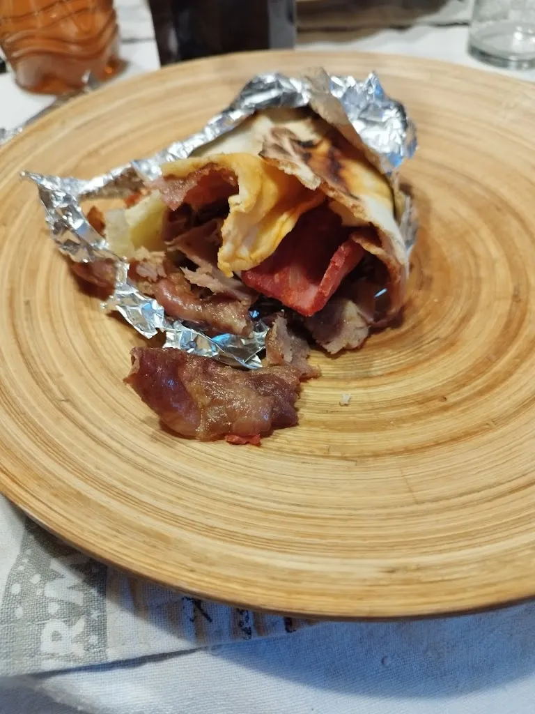 Alex Minarelli_Pizzeria DUBAI Kebab_Gassino Torinese_review